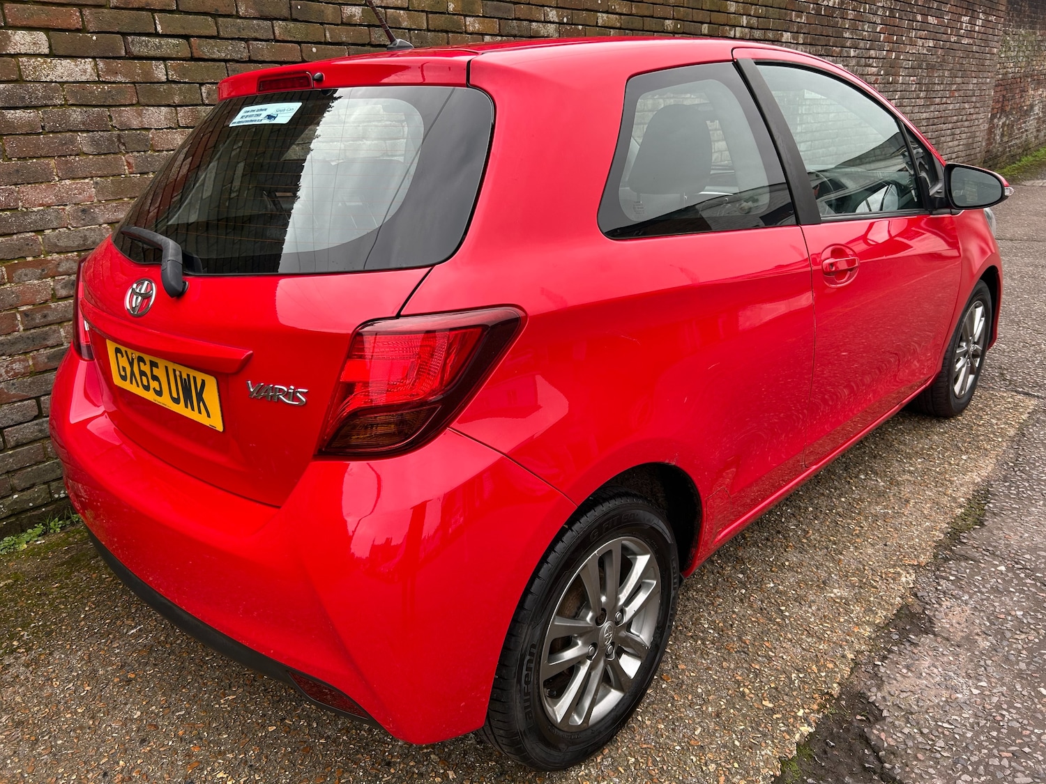 Used Toyota Yaris 2015 for sale - 77620378: Photo 6