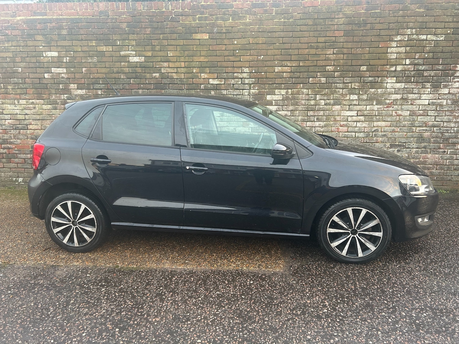Used Volkswagen Polo 2011 for sale - 77118131: Photo 7