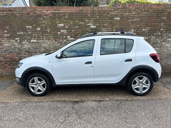 Used Dacia Sandero Stepway 2014 for sale - 78257956: Photo