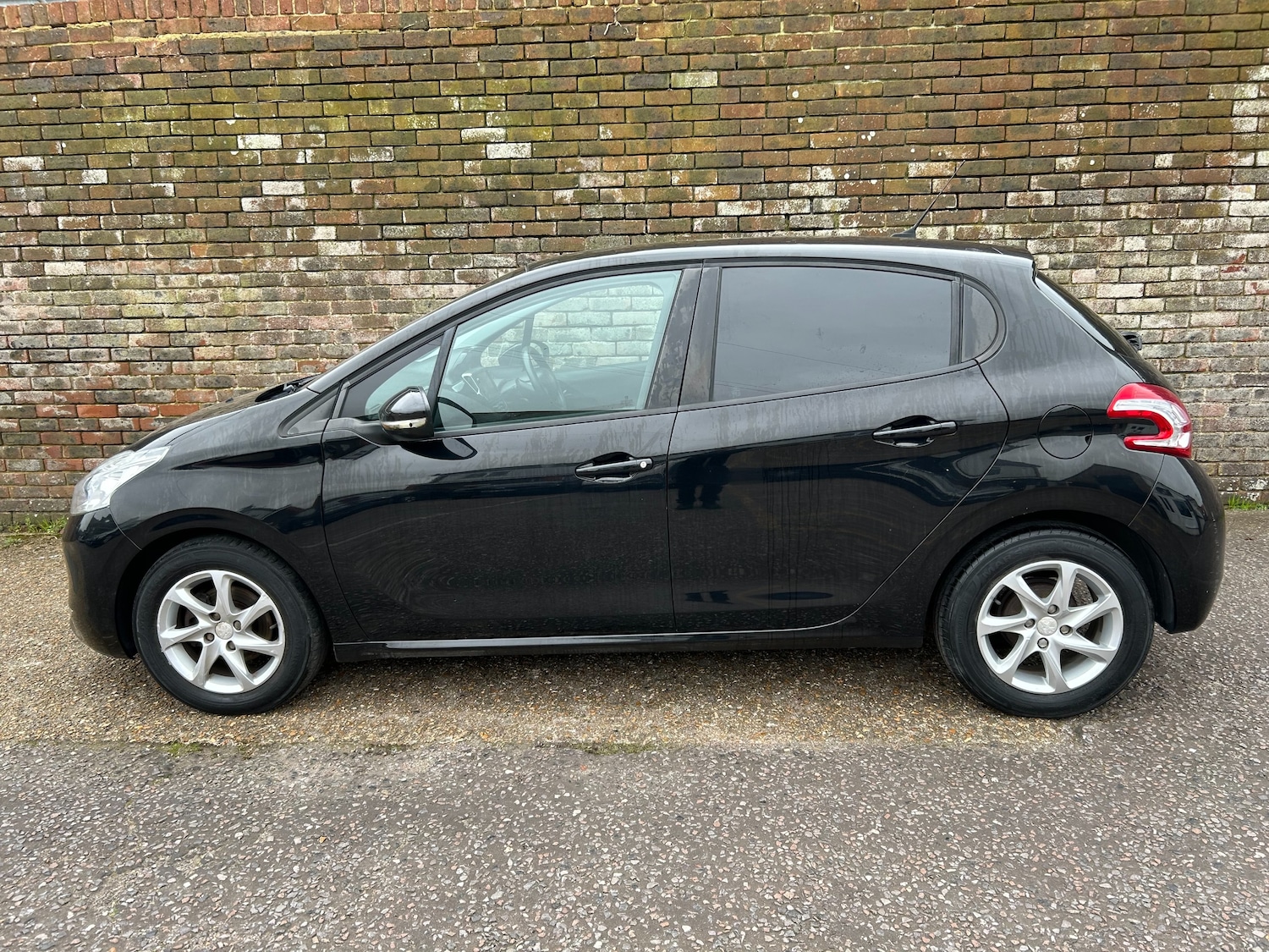 Used Peugeot 208 2013 for sale - 78003607: Photo 3