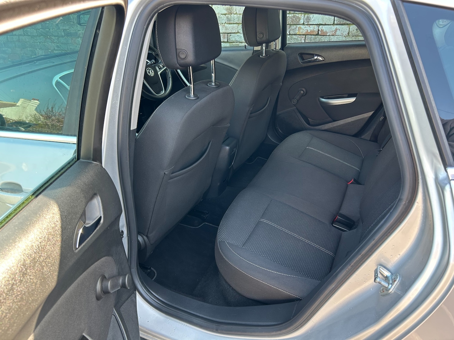 Used Vauxhall Astra 2011 for sale - 77747420: Photo 16