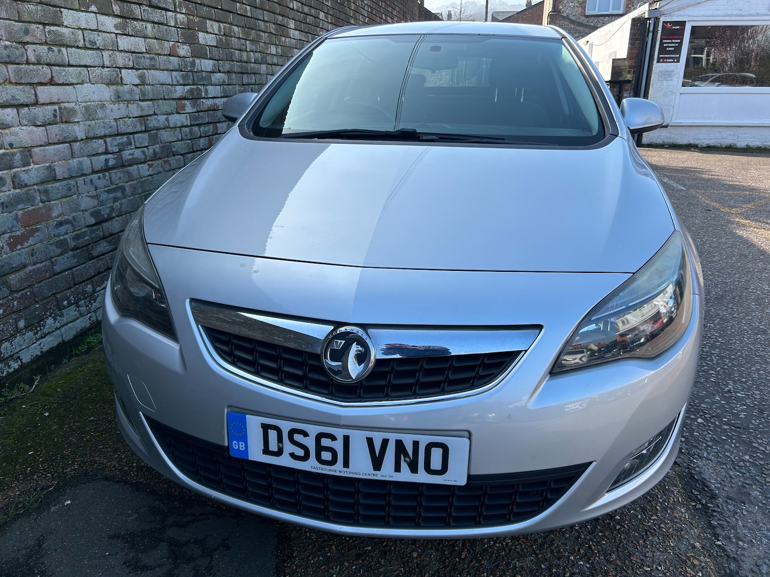 Used Vauxhall Astra 2011 for sale - 77747420: Photo 2