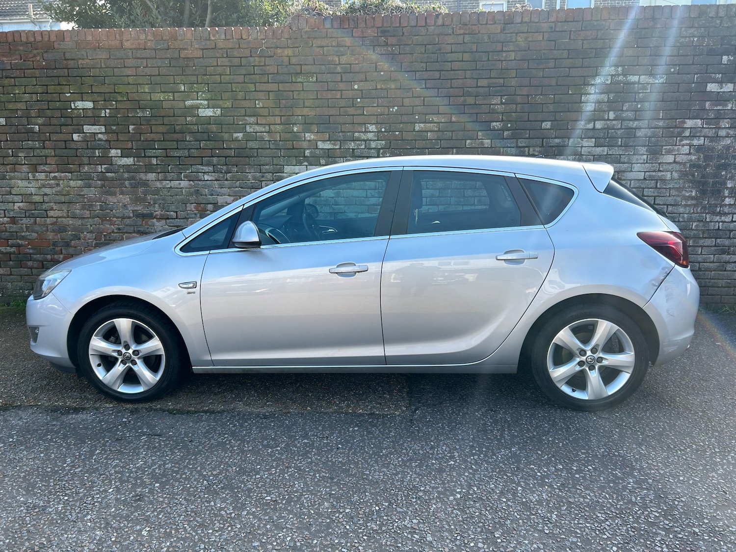 Used Vauxhall Astra 2011 for sale - 77747420: Photo 3