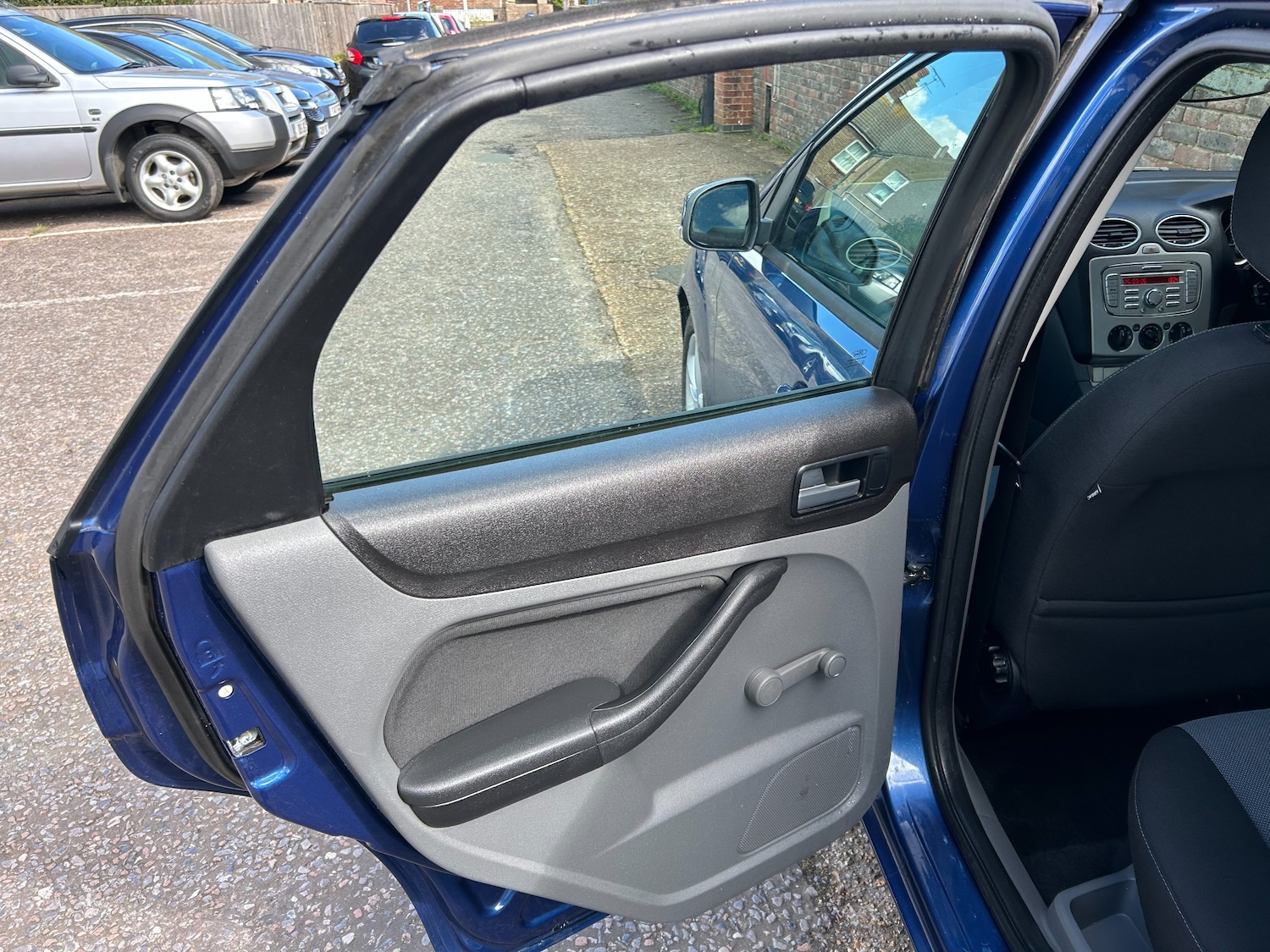 Used Ford Focus 2009 for sale - 78015970: Photo 15