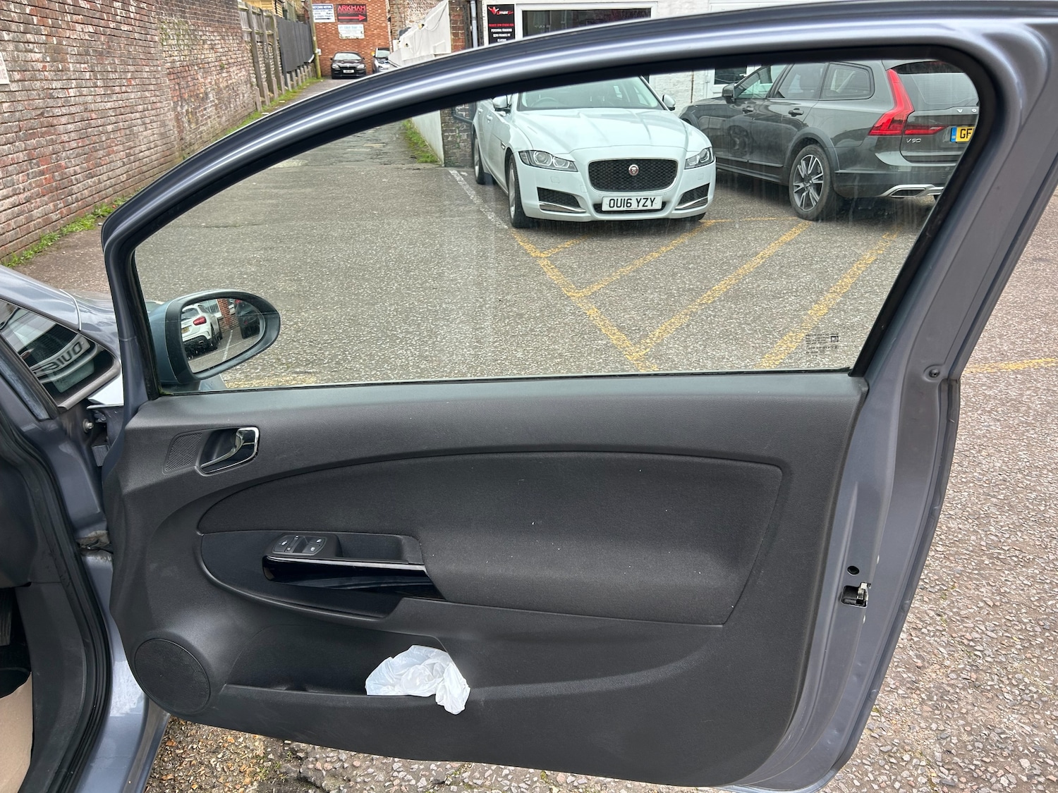 Used Vauxhall Corsa 2009 for sale - 77849096: Photo 9