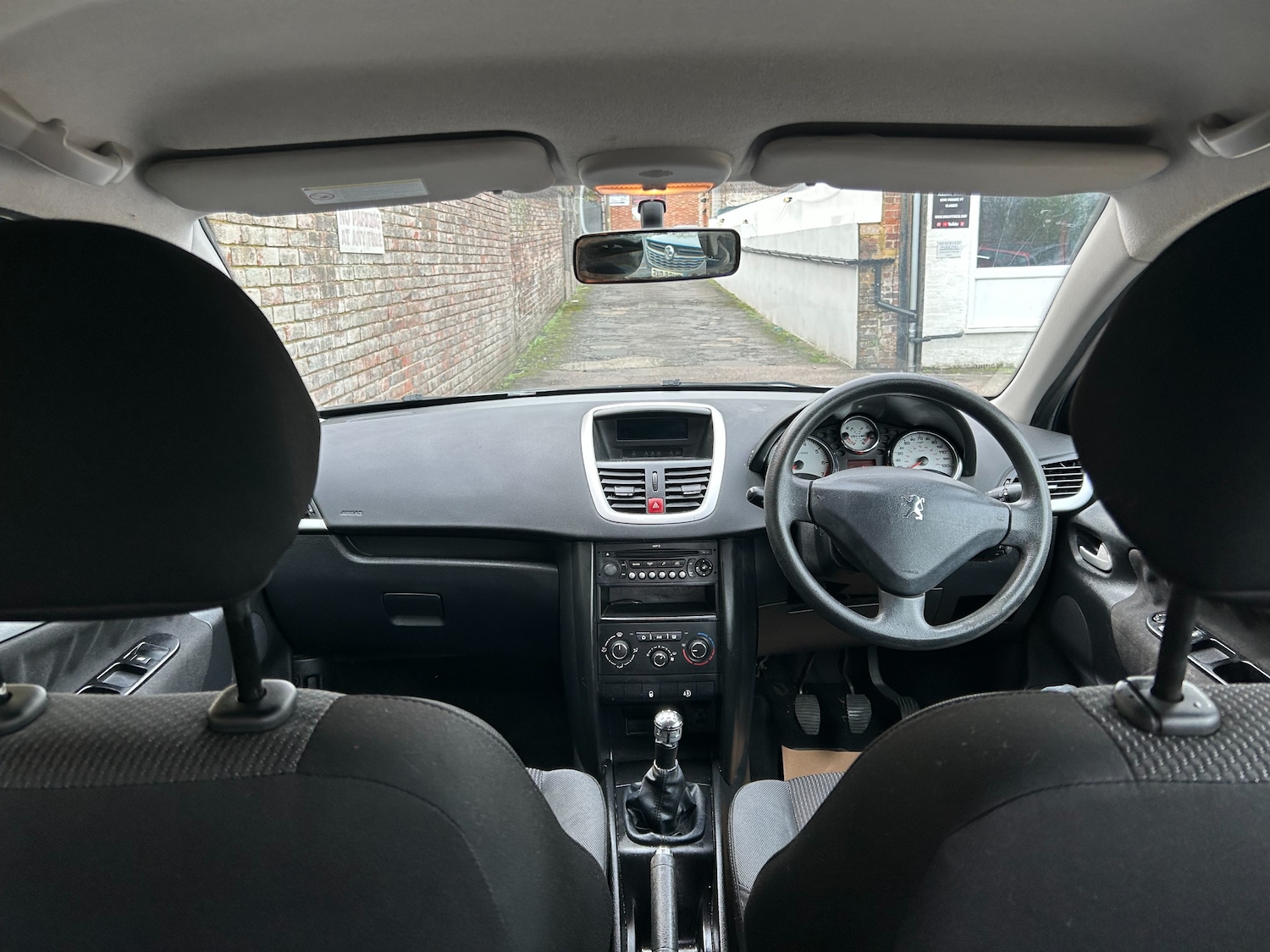 Used Peugeot 207 2009 for sale - 76922697: Photo 13