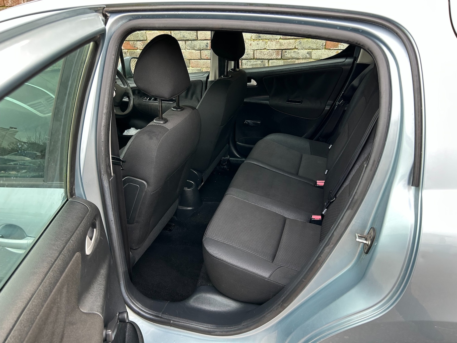 Used Peugeot 207 2009 for sale - 76922697: Photo 16