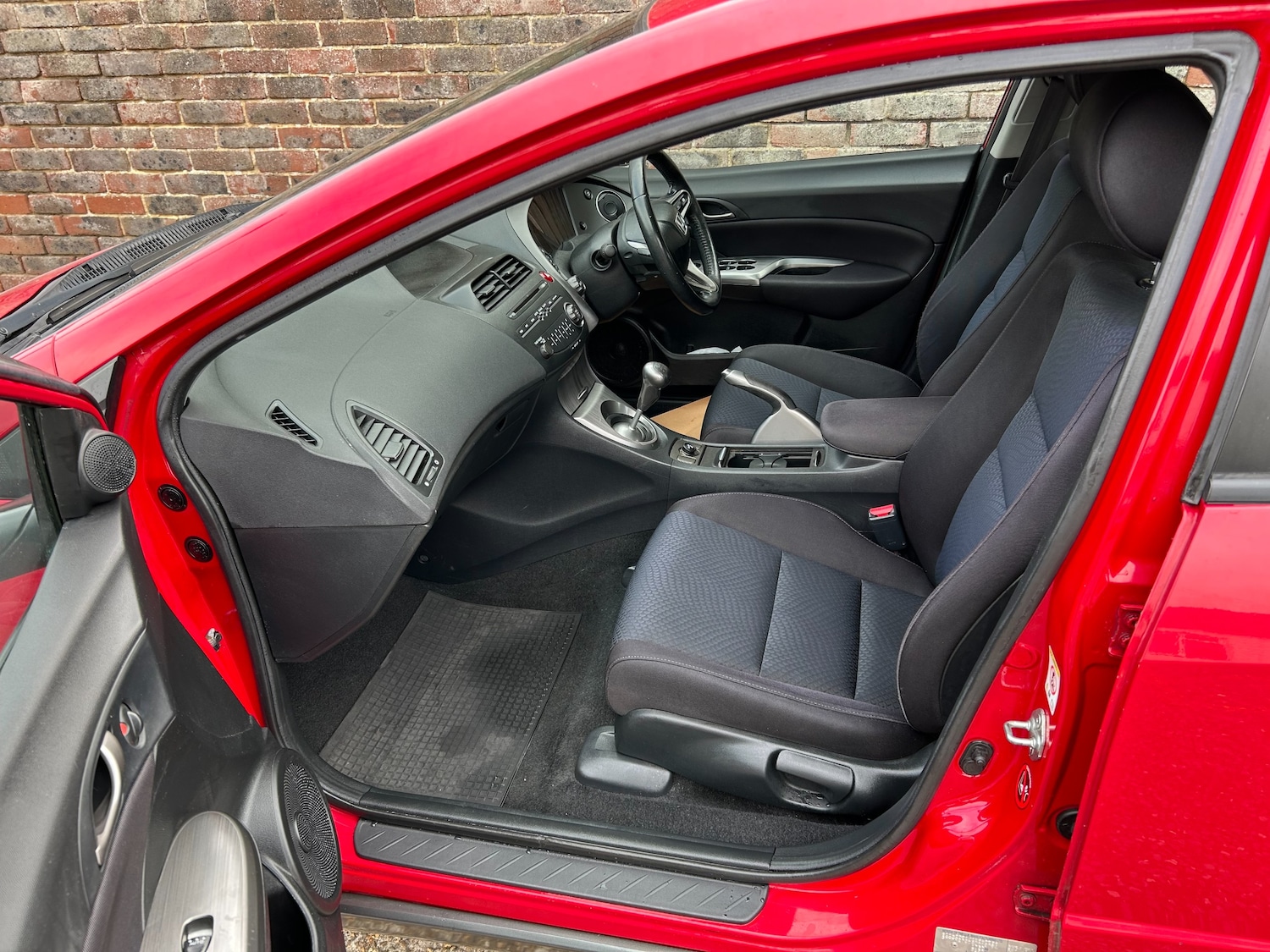 Used Honda Civic 2009 for sale - 76395589: Photo 12