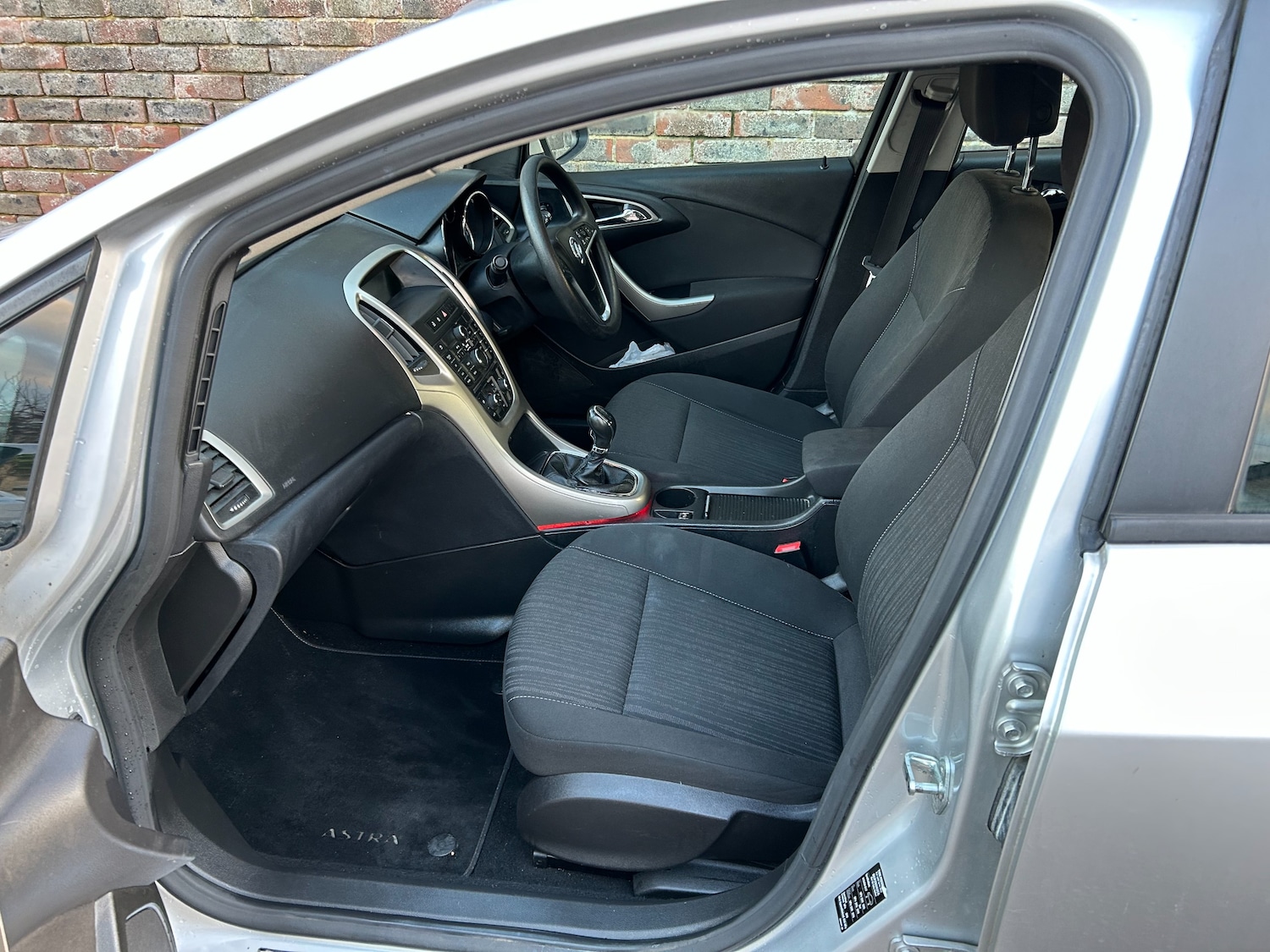 Used Vauxhall Astra 2011 for sale - 76641620: Photo 12