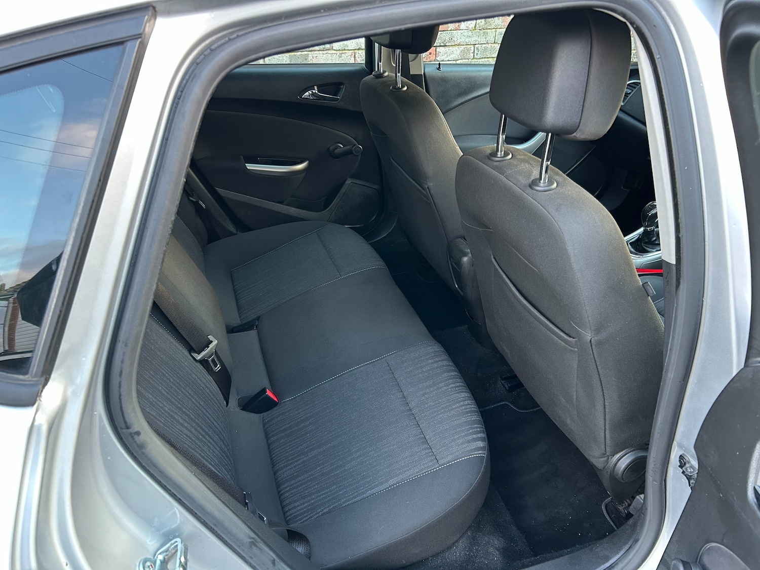 Used Vauxhall Astra 2011 for sale - 76641620: Photo 17