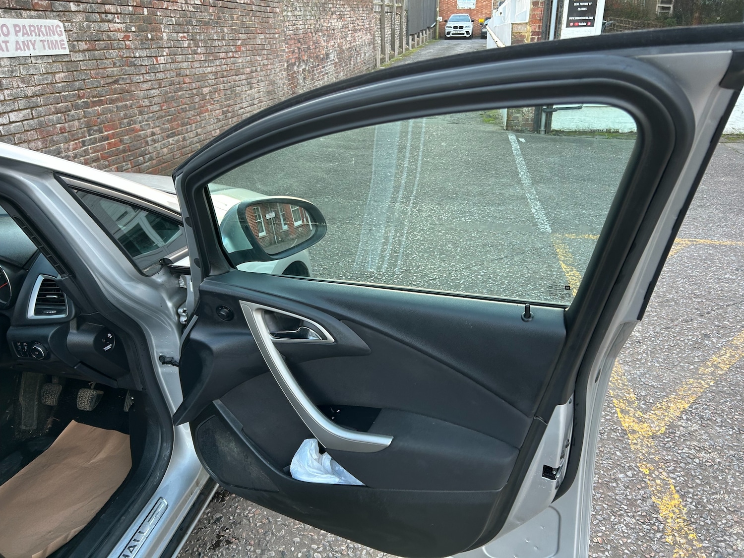 Used Vauxhall Astra 2011 for sale - 76641620: Photo 9