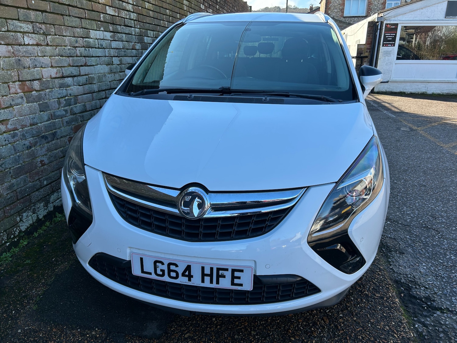 Used Vauxhall Zafira 2014 for sale - 77901851: Photo 2