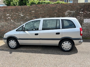 Used Vauxhall Zafira 2003 for sale - 79047538: Photo