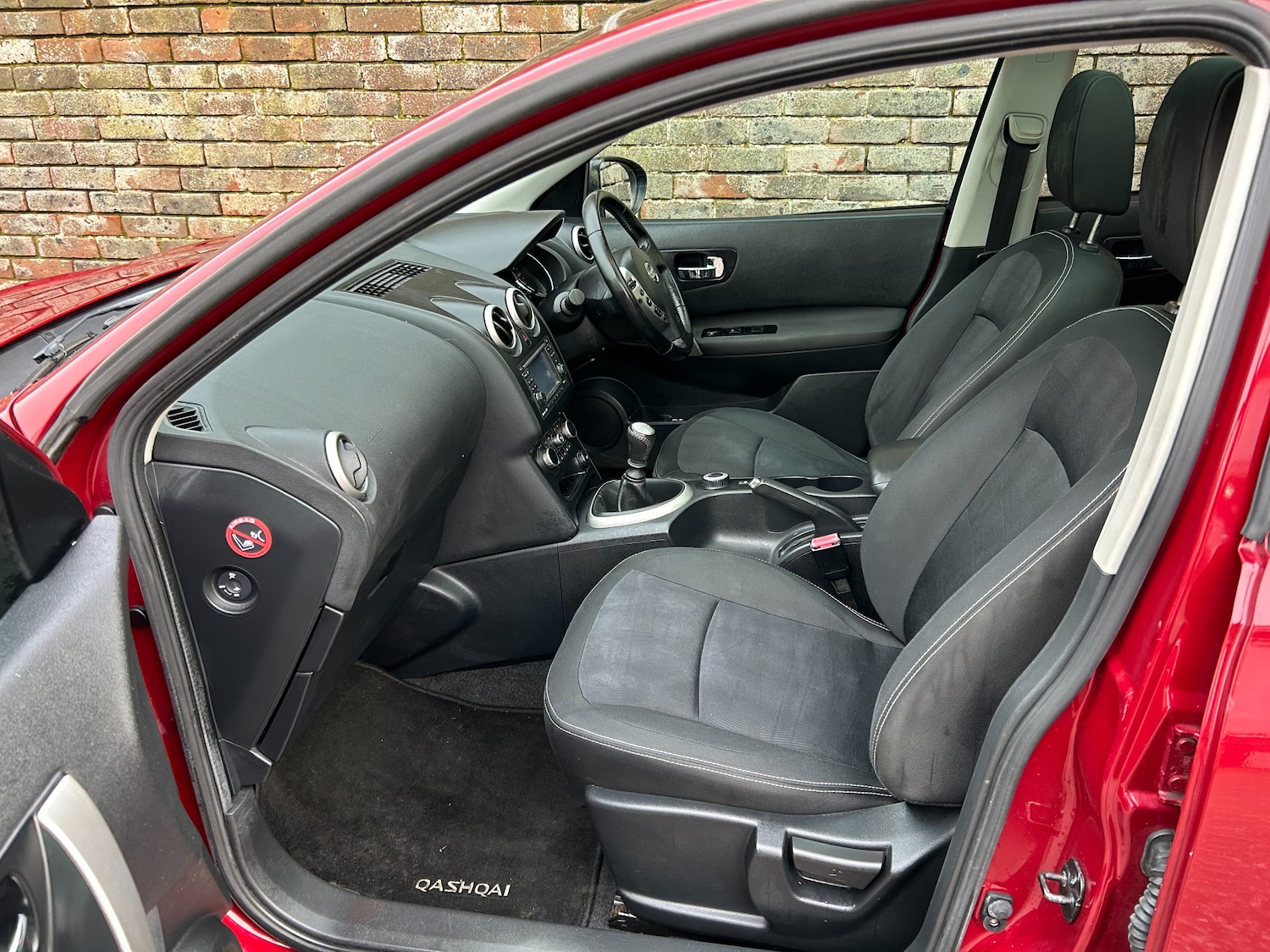 Used Nissan Qashqai 2011 for sale - 77593291: Photo 12