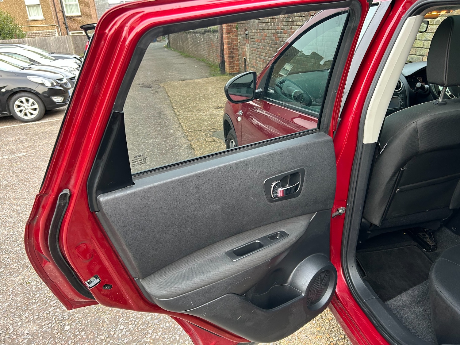 Used Nissan Qashqai 2011 for sale - 77593291: Photo 15