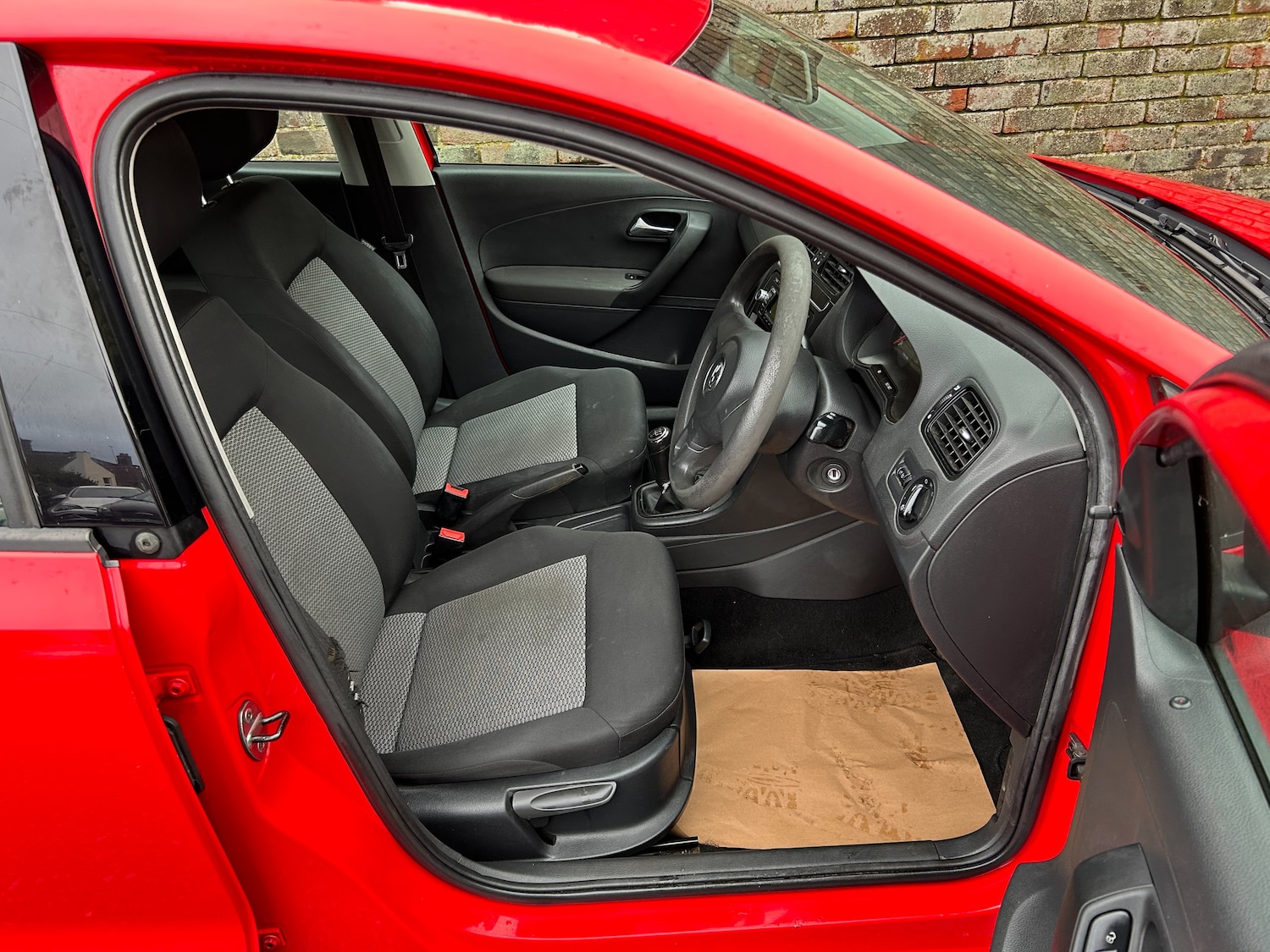 Used Volkswagen Polo 2010 for sale - 77460437: Photo 11