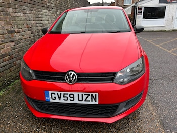 Used Volkswagen Polo 2010 for sale - 77460437: Photo