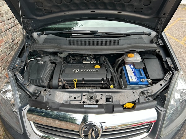 Used Vauxhall Zafira 2012 for sale - 76198137: Photo 20