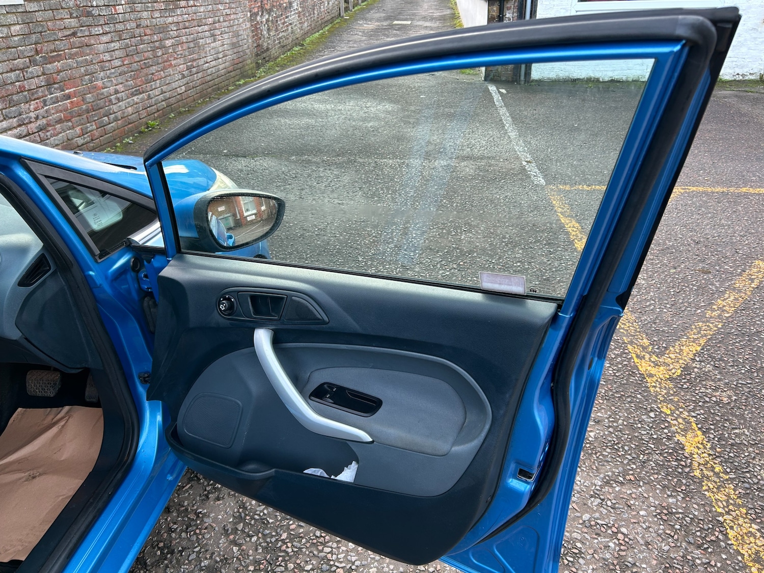 Used Ford Fiesta 2010 for sale - 77026686: Photo 9