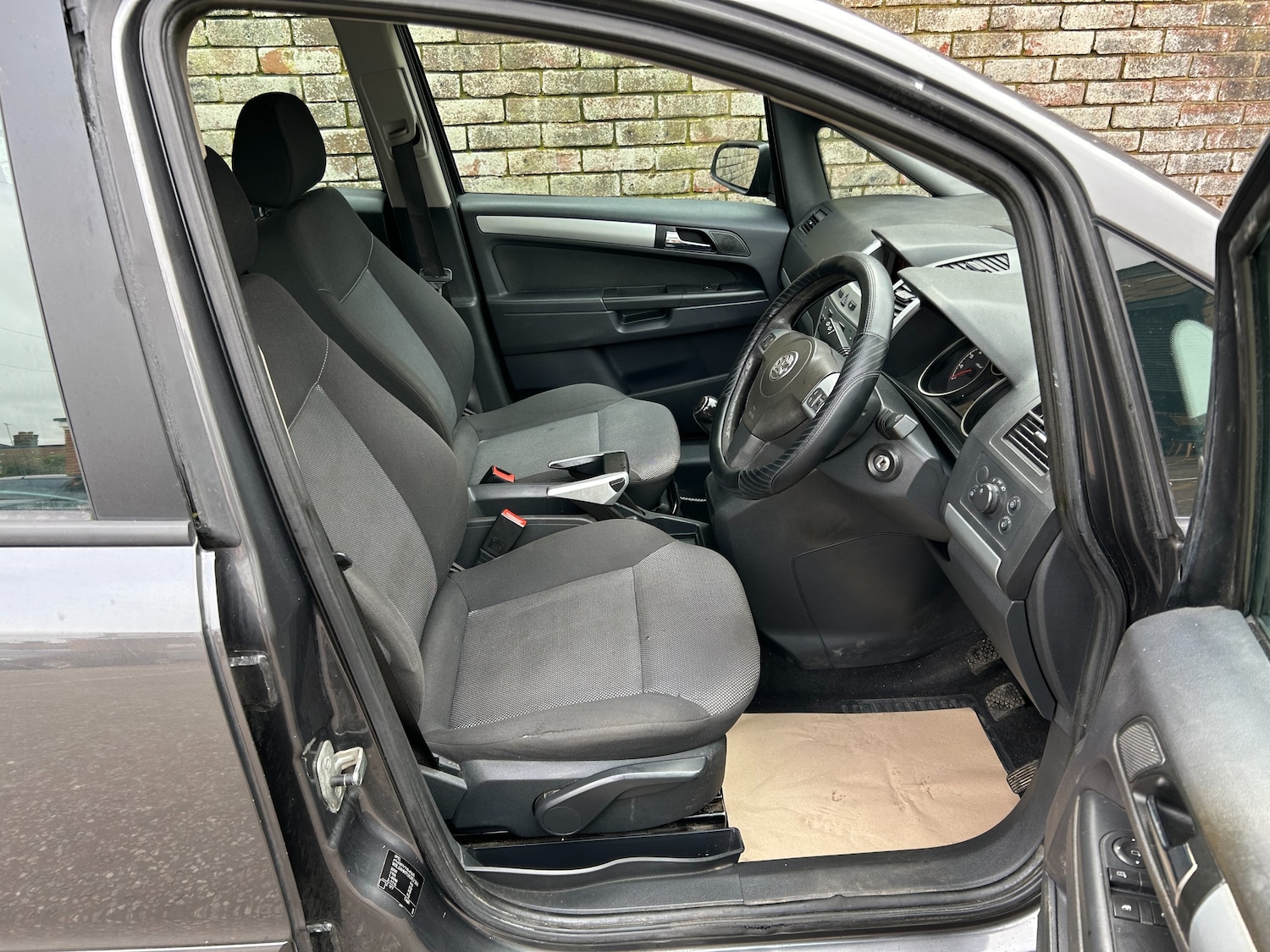 Used Vauxhall Zafira 2009 for sale - 77679782: Photo 11