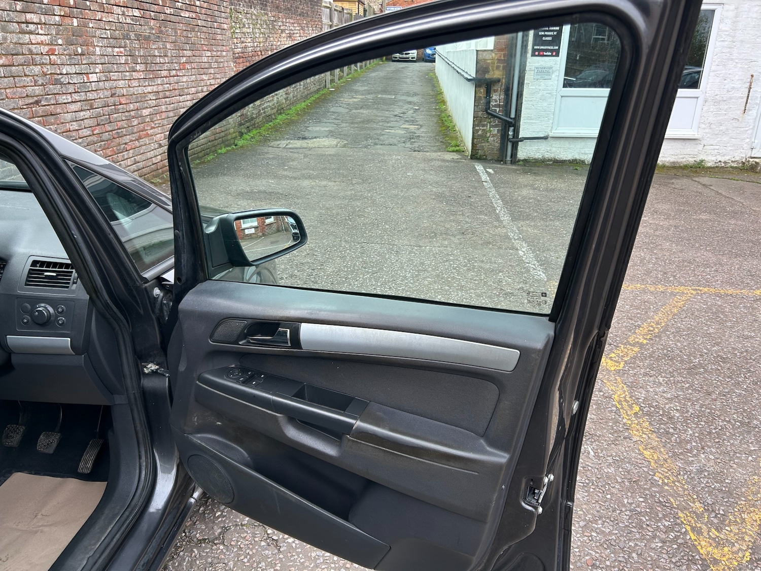 Used Vauxhall Zafira 2009 for sale - 77679782: Photo 9