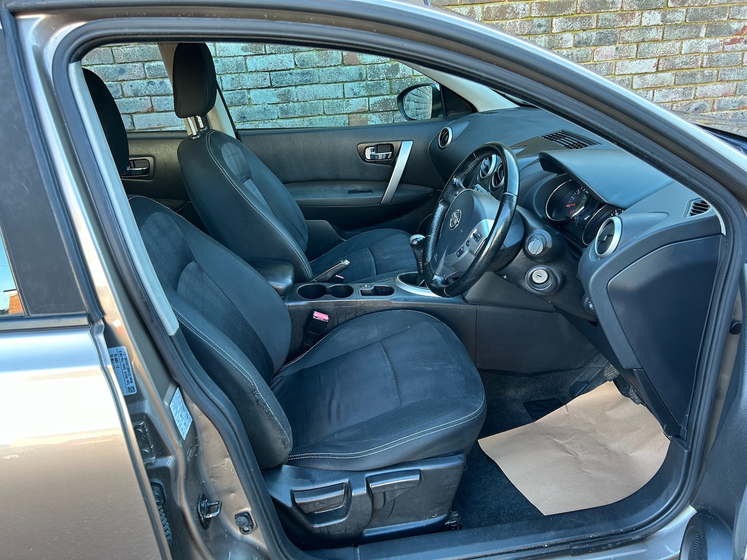 Used Nissan Qashqai 2011 for sale - 76711924: Photo 11