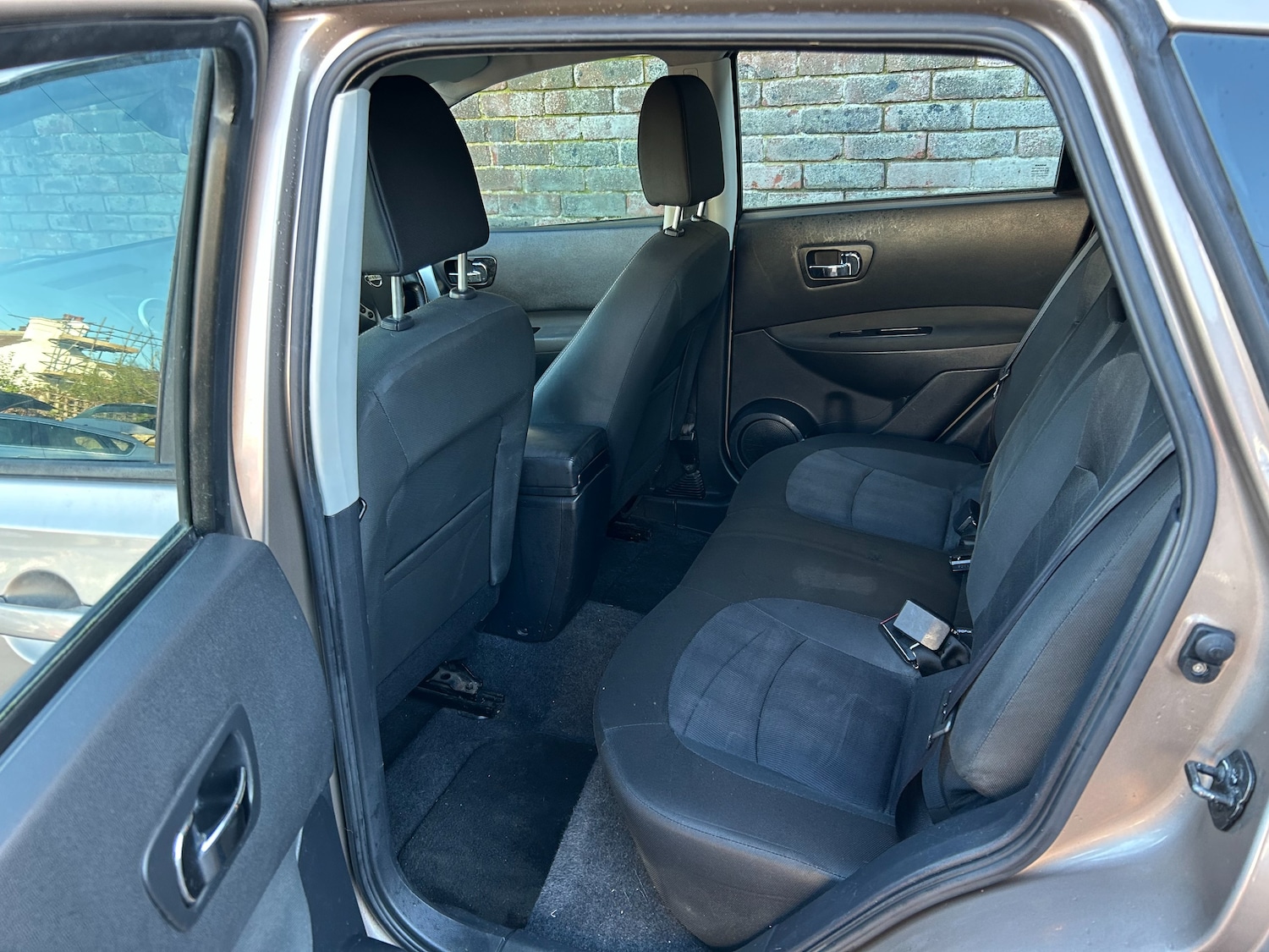 Used Nissan Qashqai 2011 for sale - 76711924: Photo 16