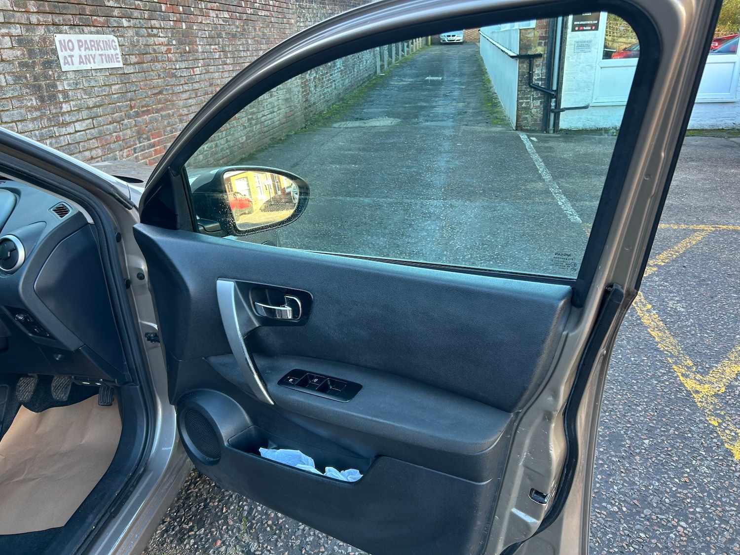 Used Nissan Qashqai 2011 for sale - 76711924: Photo 9