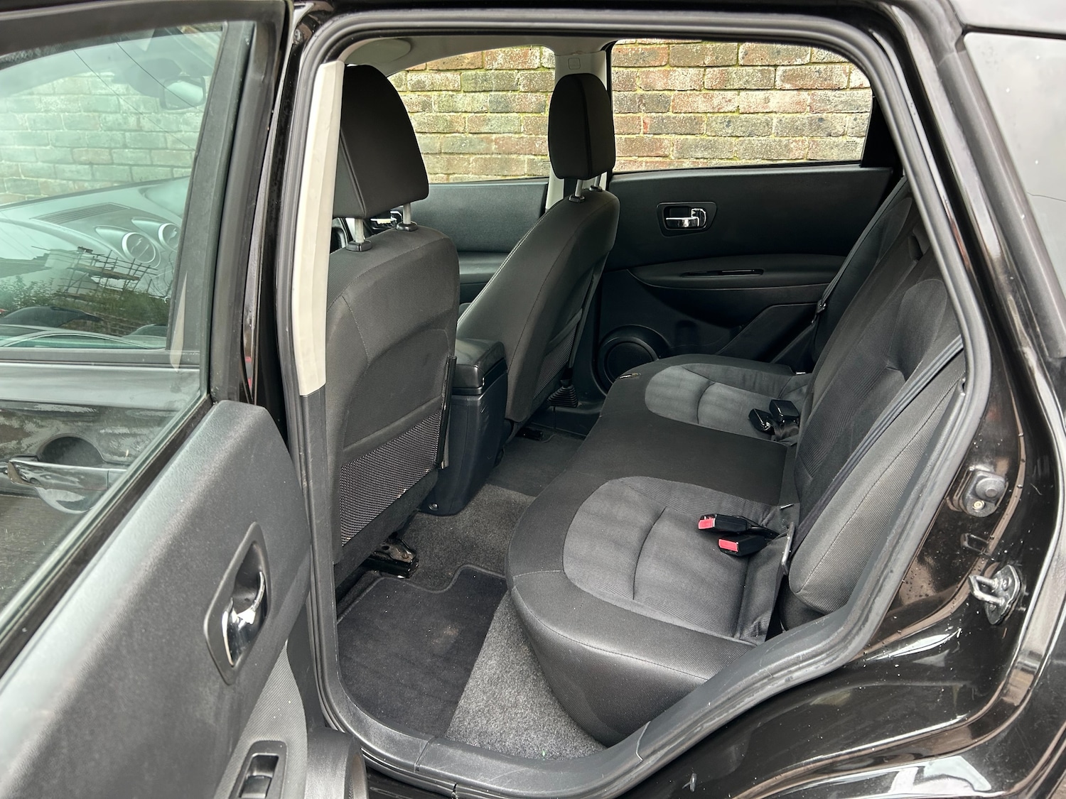 Used Nissan Qashqai 2010 for sale - 76663106: Photo 16