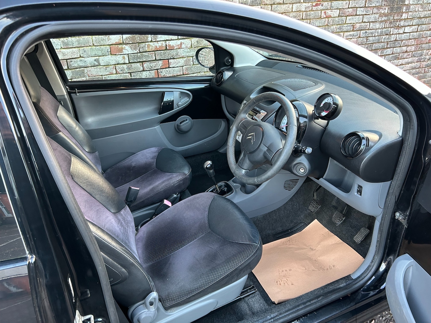 Used Citroen C1 2010 for sale - 76783342: Photo 10