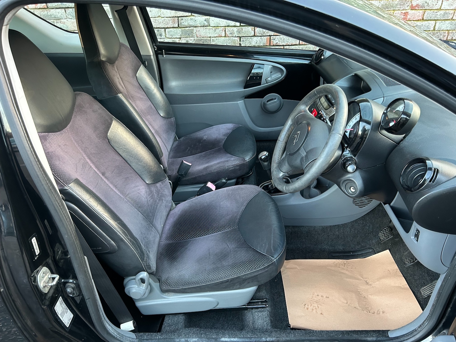 Used Citroen C1 2010 for sale - 76783342: Photo 11