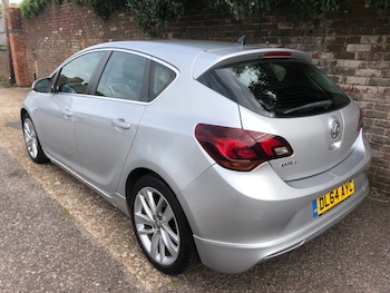 Used Vauxhall Astra 2015 for sale - 75643936: Photo