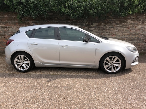 Used Vauxhall Astra 2015 for sale - 75643936: Photo 7