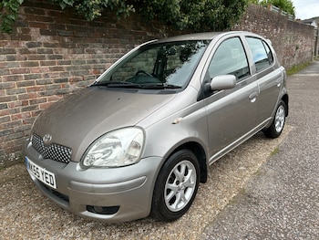 Toyota - Yaris
