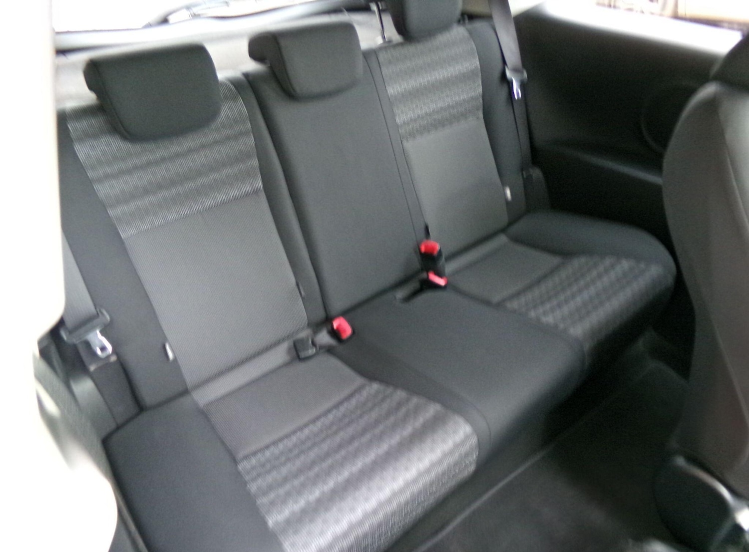 Used Toyota Yaris 2016 for sale - 77882180: Photo 17