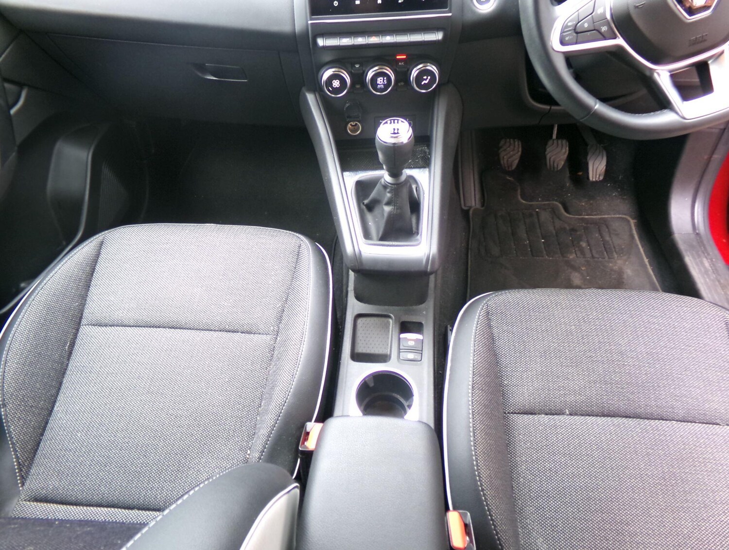 Used Renault Captur for sale - 78214481: Photo 17