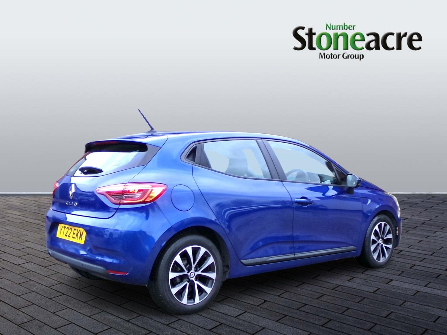 Used Renault Clio 2022 for sale - 76936178: Photo 3