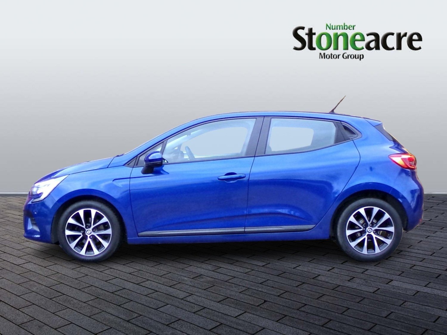 Used Renault Clio 2022 for sale - 76936178: Photo 6