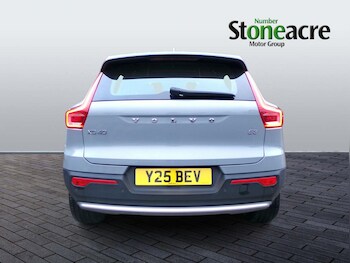 Used Volvo XC40 2023 for sale - 77358897: Photo