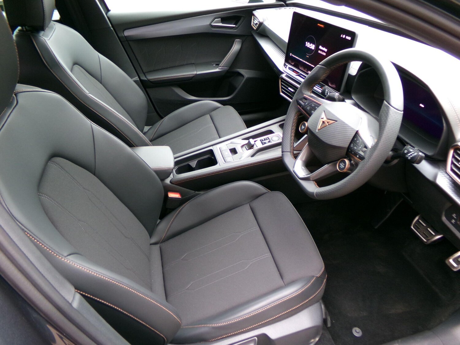 Used Cupra Leon 2025 for sale - 77839060: Photo 9