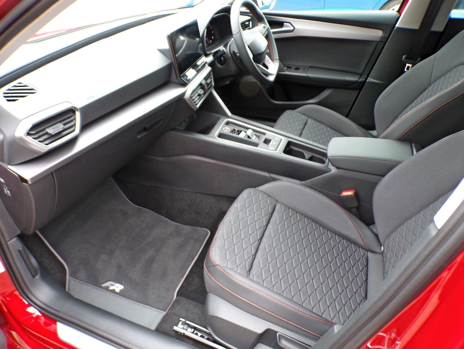 Used SEAT Leon 2025 for sale - 76389159: Photo 15