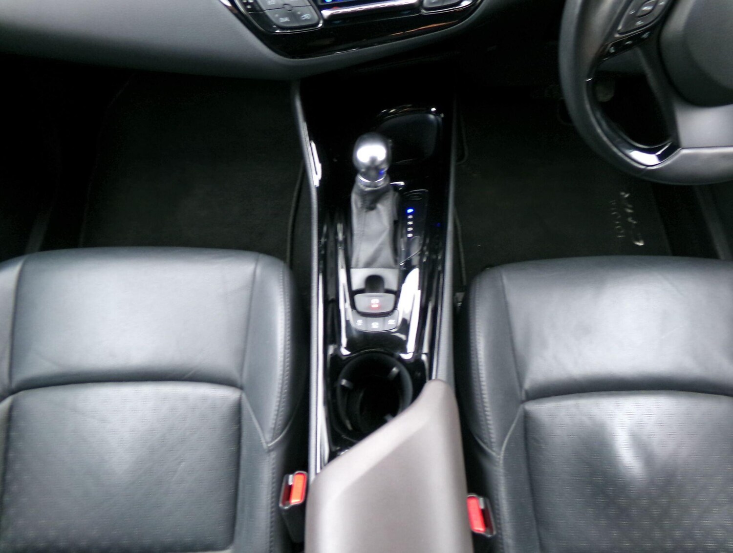 Used Toyota C-HR 2019 for sale - 77696578: Photo 18