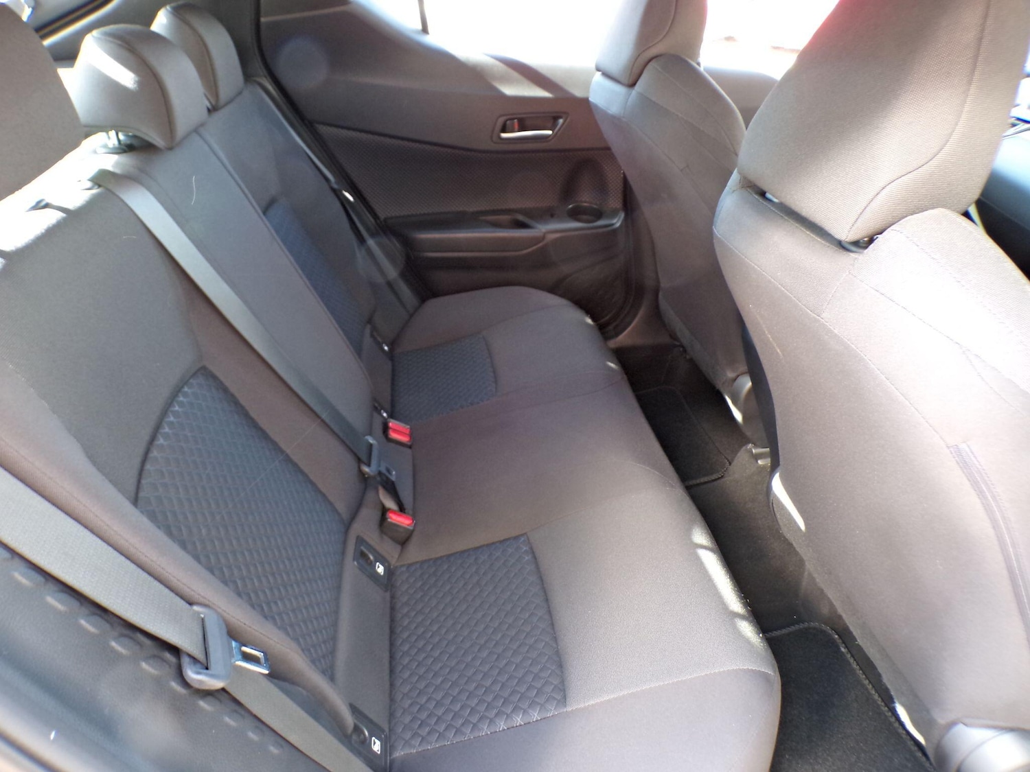 Used Toyota C-HR 2022 for sale - 76964544: Photo 18