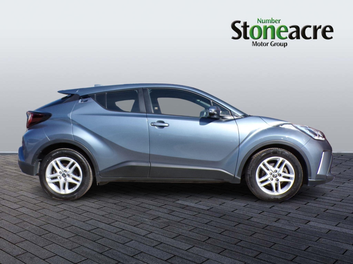 Used Toyota C-HR 2022 for sale - 76964544: Photo 2