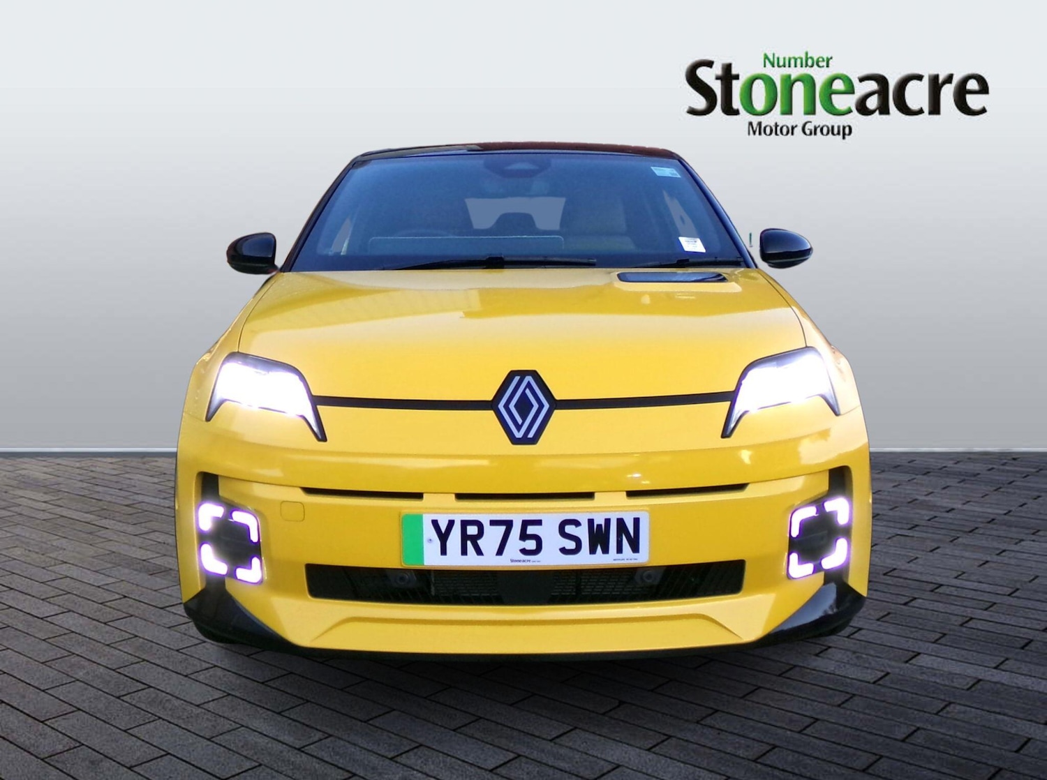 Used Renault 5 2025 for sale - 76913248: Photo 8