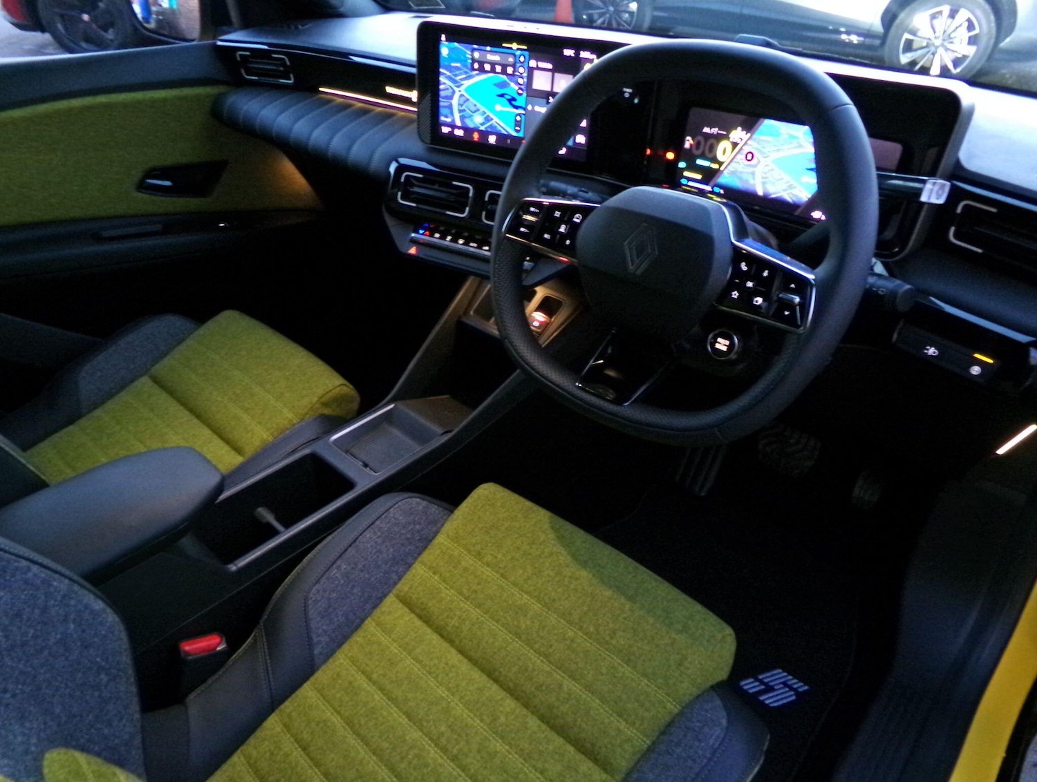 Used Renault 5 2025 for sale - 76913248: Photo 9