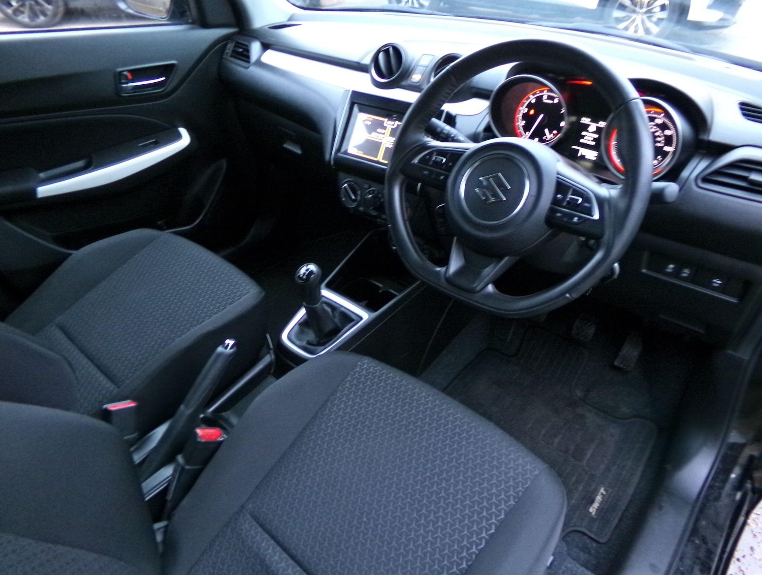 Used Suzuki Swift 2023 for sale - 77345374: Photo 11