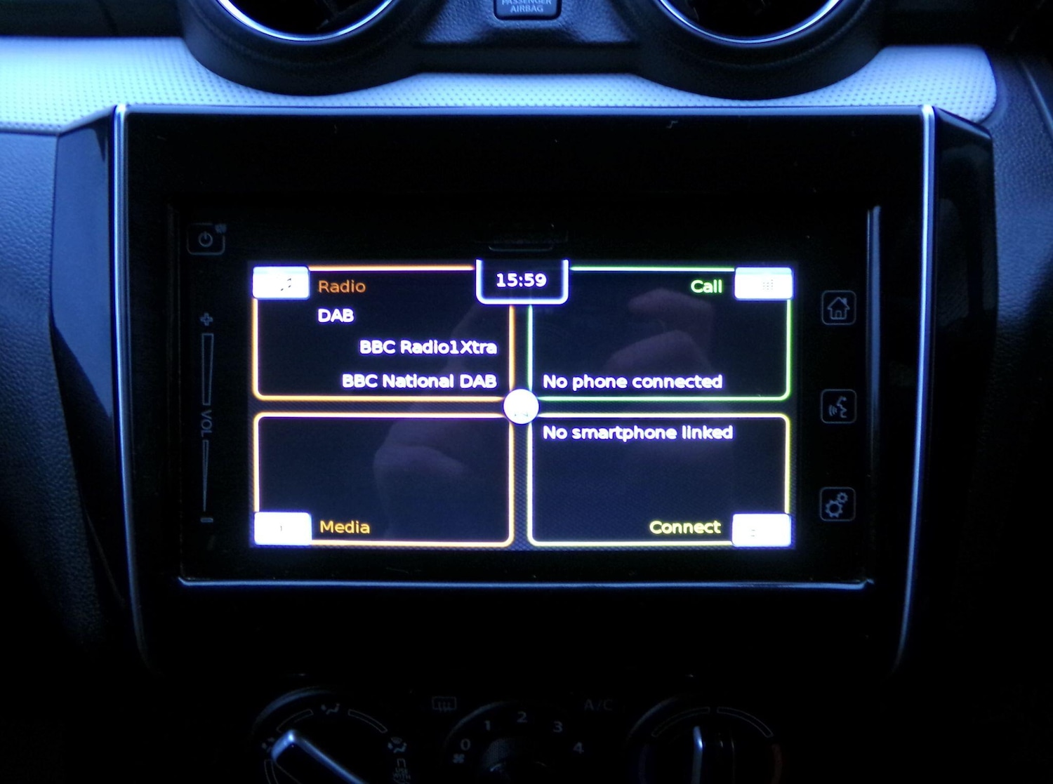 Used Suzuki Swift 2023 for sale - 77345374: Photo 15