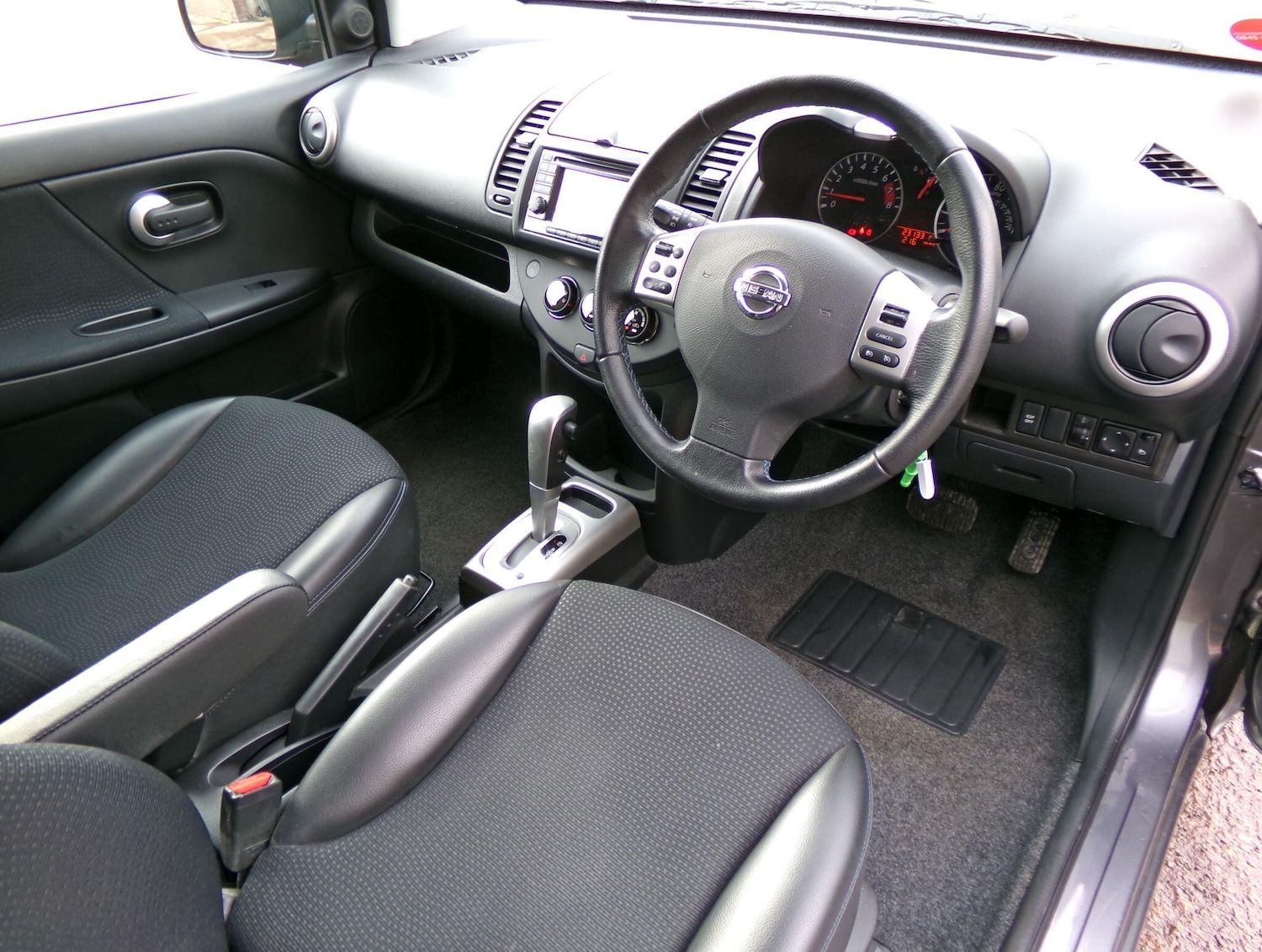 Used Nissan Note 2013 for sale - 77970717: Photo 11