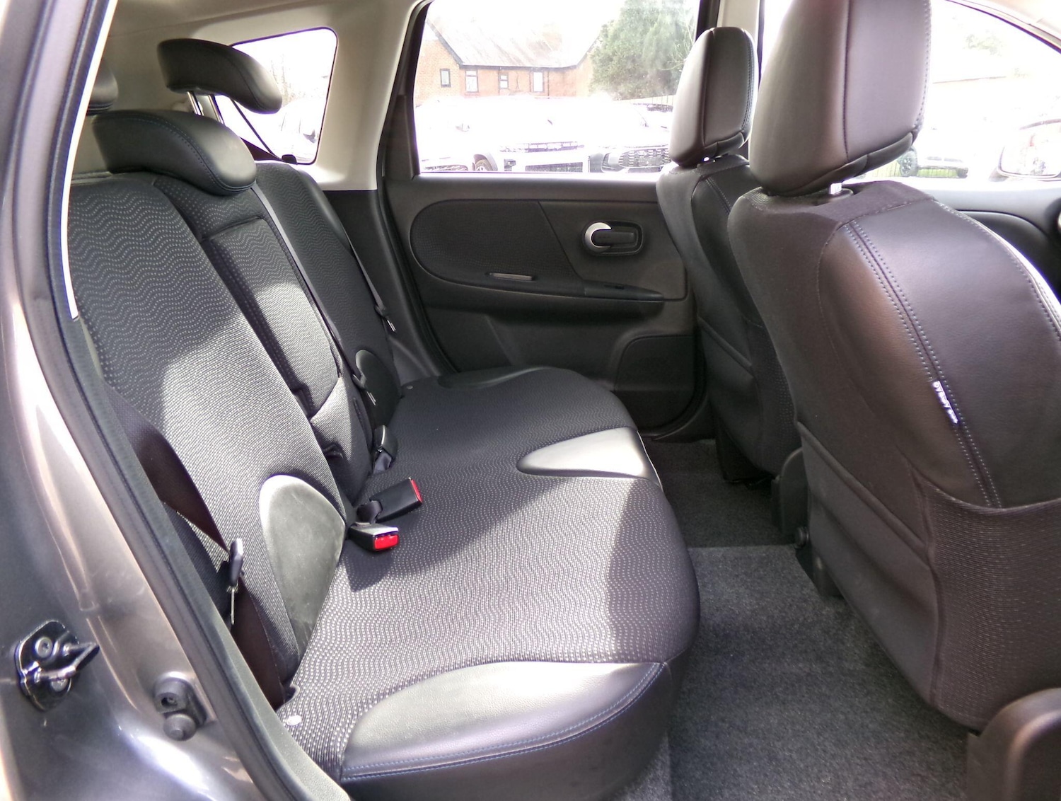 Used Nissan Note 2013 for sale - 77970717: Photo 19